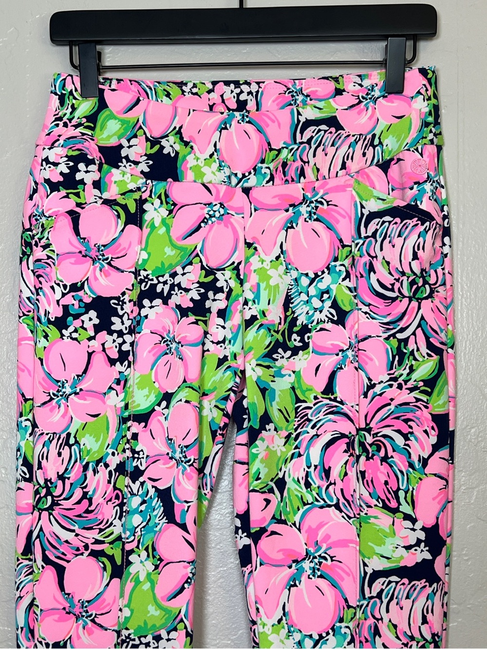 LILLY PULITZER Women’s Size 2 Pink Floral Luxletic Pull-On Ankle Golf Pant - Picture 4 of 13